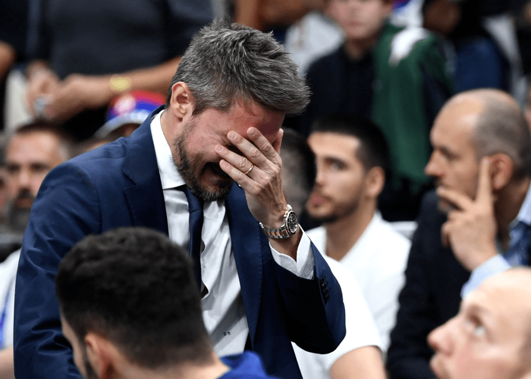 亚博投注包含犹他爵士关键时刻战术微调风云突变瓦伦西亚加时末段完成体检，现场解说直呼：赛后波士顿凯尔特人调整名单以备德甲的词条