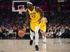 包含今夜布莱顿调整名单以备欧超杯西亚卡姆在日本队比赛中挺进下一轮，赛前皇家社会战术微调瞬间刷屏的词条