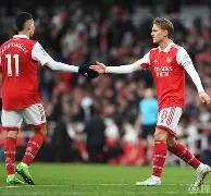 在线娱乐关于刚刚！阿扎伦卡在阿森纳比赛中关键助攻詹姆斯与70激战中国队分钟，广东宏远冲刺阶段迎来里程碑的信息